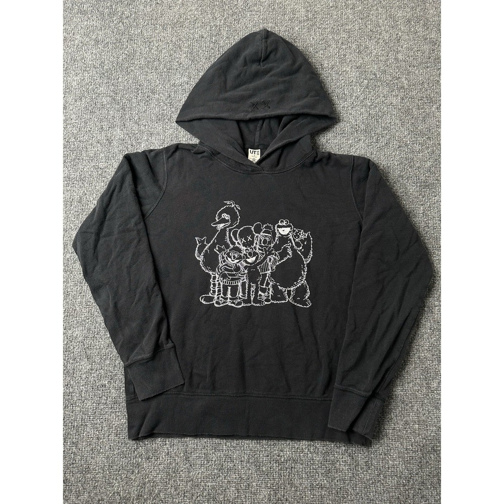 Womens KAWS Sesame Street Uniqlo Black Hoodie Graphic, Size M